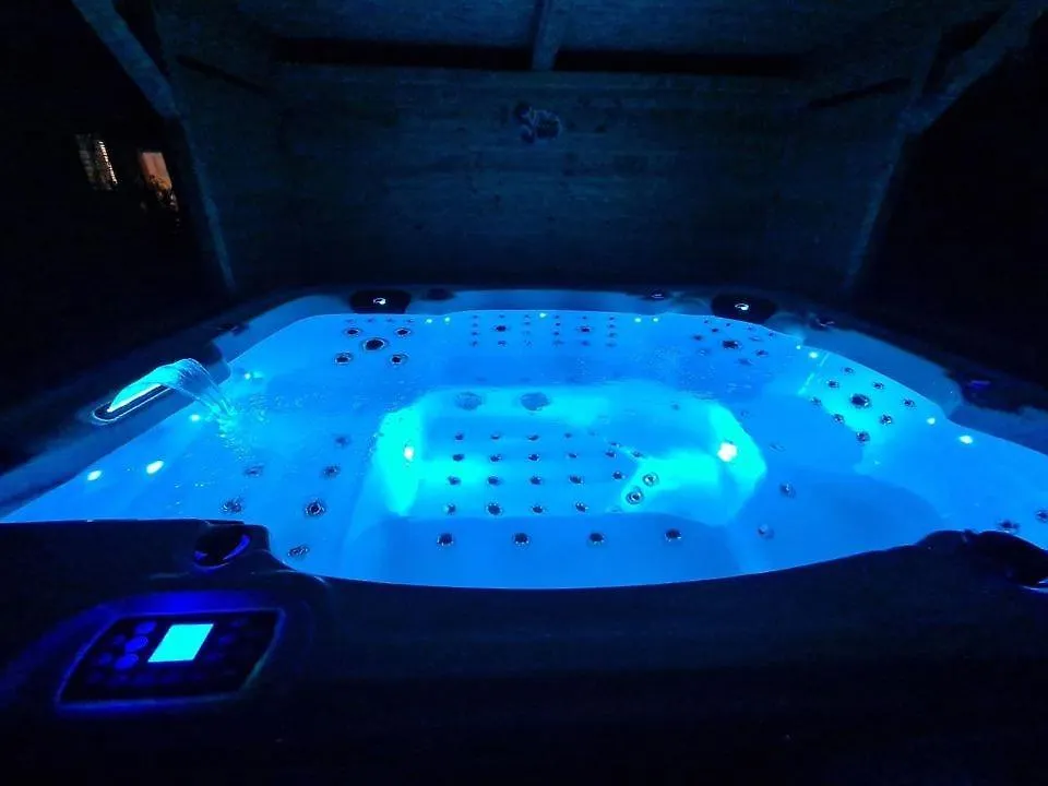 Hotel La Vie En Rose Avec Spa Exterieur Collectif Gratuit Saint-Mandrier-sur-Mer